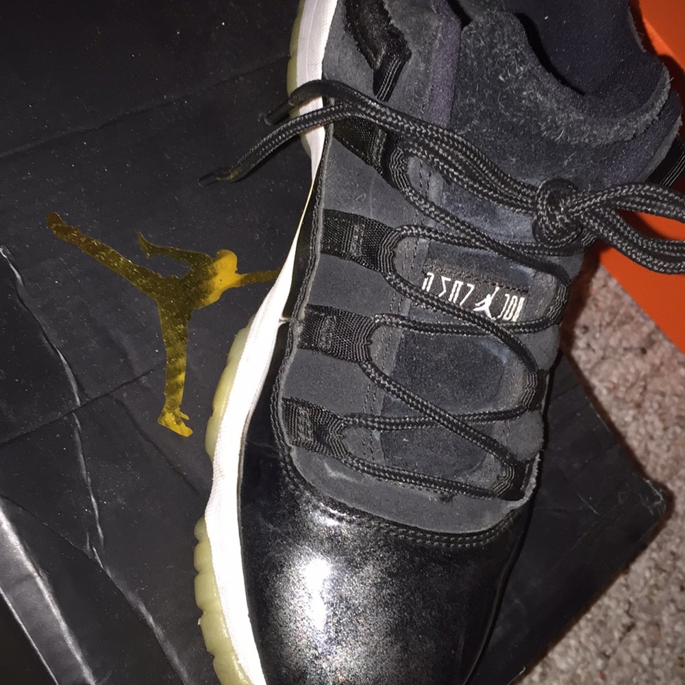 Jordan retro 11’s